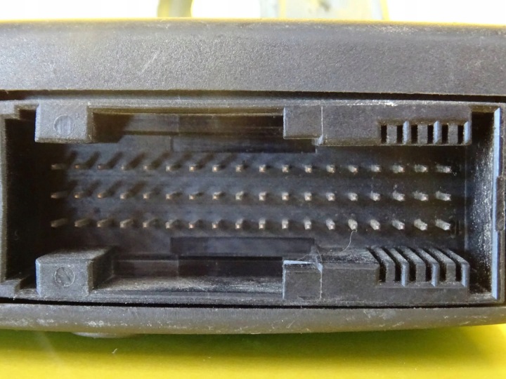 MODULE CONTRÔLEUR BLUETOOTH FORD FOCUS 4M5T19G488BM NR372