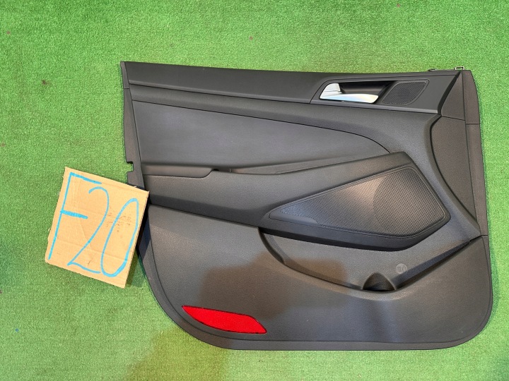 HYUNDAI TUCSON III GARNITURE COLLECTEUR PORTES GAUCHE AVANT 82351-D7000