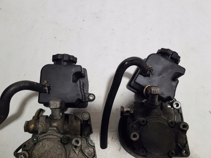 MERCEDES SL R230 W220 3.2 3.7 3.5 5.0 V6 V8 POMPE AMPLIFICATEUR 0024668601