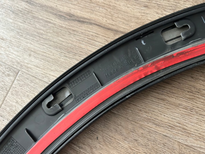 AUDI Q3 8U S-LINE 11-18 MOULURE GARDE-BOUE DROIT ARRIÈRE LAQUÉE 8U0 ORIGINAL