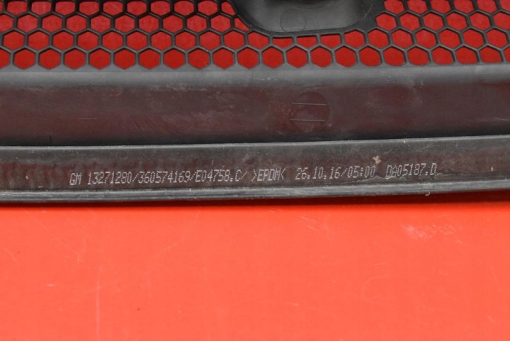DOUBLURE DE PASSAGE DE ROUE EUROPE 13267105 OPEL ASTRA 4 IV J 11-20