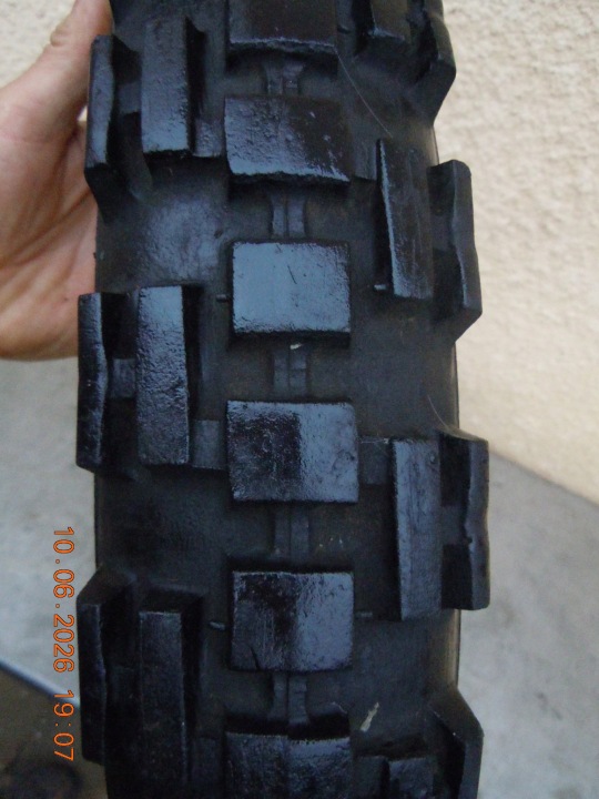 PNEU STOMIL 19X3,75 KARTOFEL JUNAK M07 M10 B20 M72 K750 COMME NEUF ORIGINAL