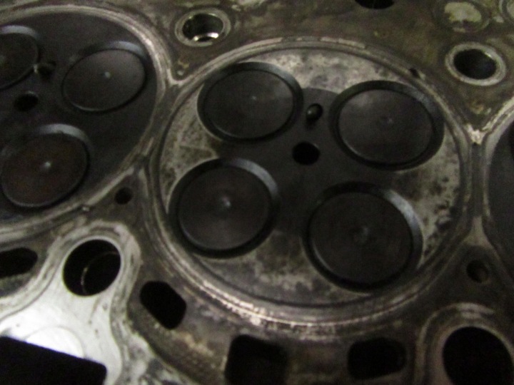 CULASSE MOTEUR BMW F01 F02 F07 F10 F11 F15 F16 F25 F30 F31 F36 N57 N57D30