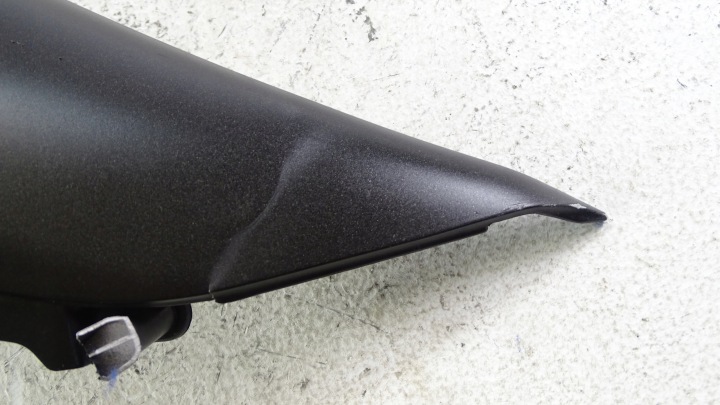 O119 YAMAHA YZF R6 RJ15 08-15 PRISE PROTECTION MOTEUR DÉFLECTEUR D'AIR 13S-28385