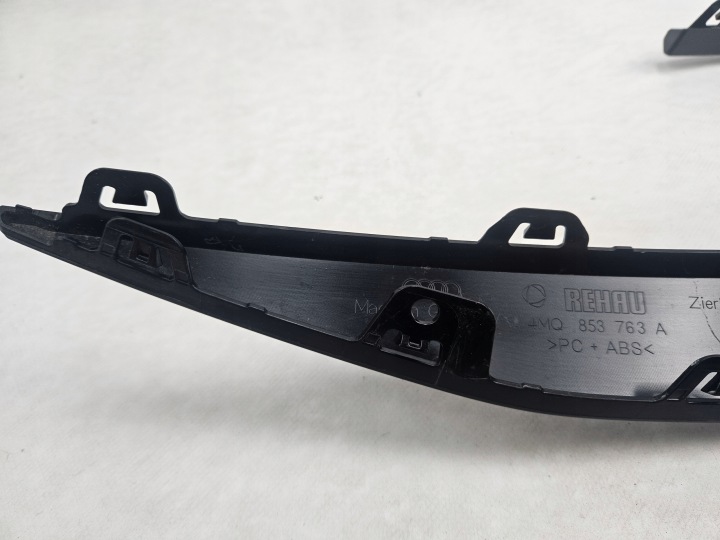 AUDI 4MQ853763A MOULURE PARE-CHOCS AVANT GAUCHE ORIGINALE