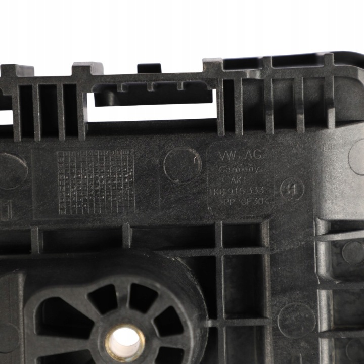 SUPPORT CHÂSSIS BATTERIE VW PASSAT CC LIFT 2.0 TDI 1K0915333