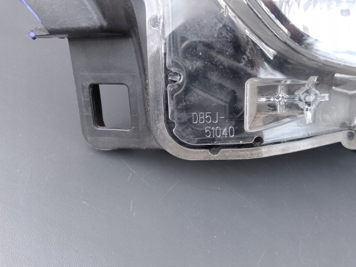 PROJECTEUR PHARE GAUCHE AVANT MAZDA 2 DJ DB5J-51040