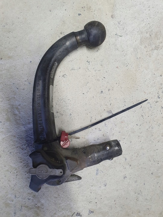 MERCEDES W203 TOW BAR ODCZEPIANY ORIGINAL 