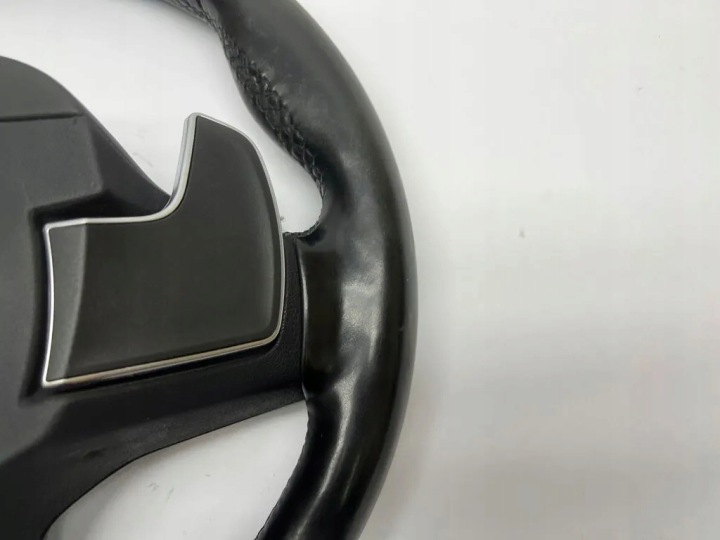 VOLANT BMW 5 (G30) 309298610 3.0L DIESEL 2018