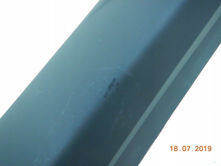 MOULURE PROTECTION SEUIL DROITE LANCIA DELTA 93-99 183117899