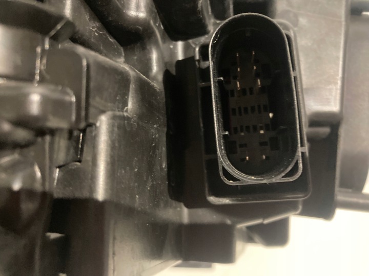 PHARE AVANT GAUCHE MULTIBEAN MERCEDES A-KLASA W177 A1779062505