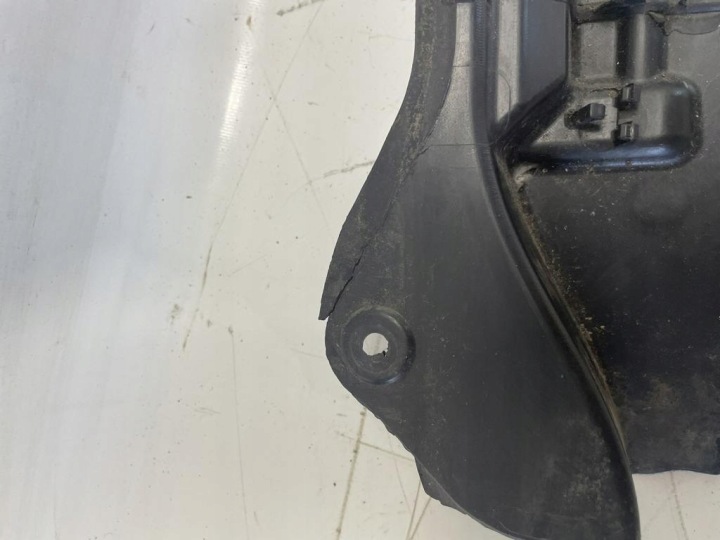 INSONORISATION PROTECTION GARDE-BOUE GAUCHE GAUCHE AUDI A4 B7 8E0821111A