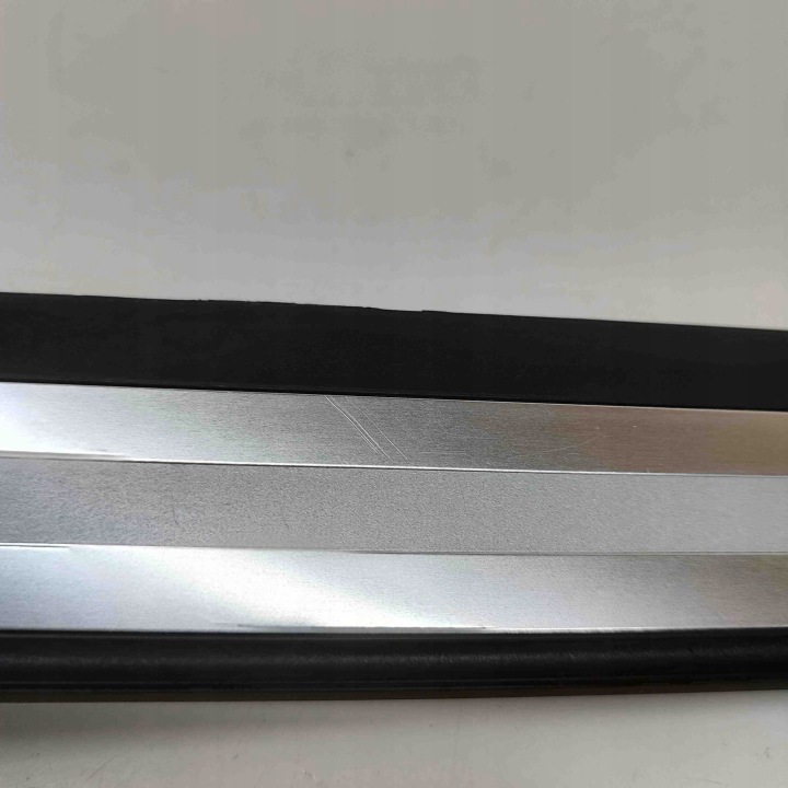 ARRIÈRE GAUCHE MOULURE SEUIL AUDI A6 (4A2, C8) 4K0853375 29857241 2.0L 150KW