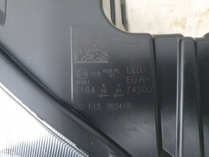 SUZUKI VITARA 3 III LIFT 24- PHARE COMPLET LED DROITE DROIT AVANT 100-7R016