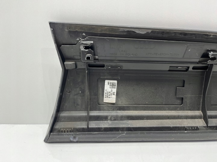AUDI Q4 E-TRON 89A MOULURE REVÊTEMENT PORTES AVANT GAUCHE 89A853959A