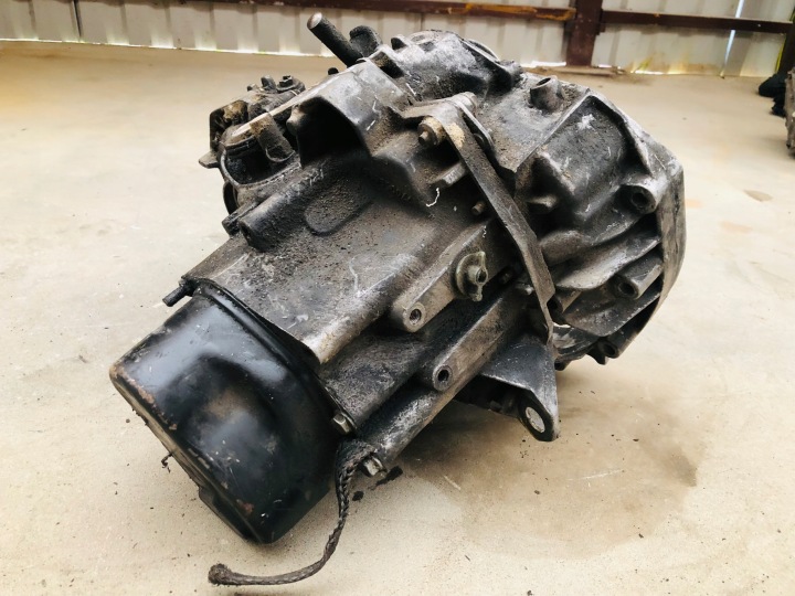 RENAULT CLIO II 1.2 8V BOÎTE DE VITESSES JB1062