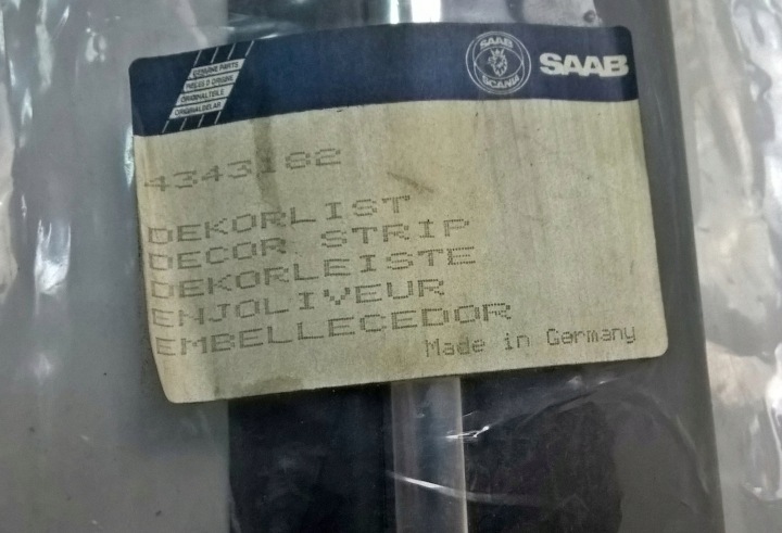 SAAB 9000 LIFT CS MOULURE GARDE-BOUE DROIT ARRIÈRE EUROPE OE 4343182