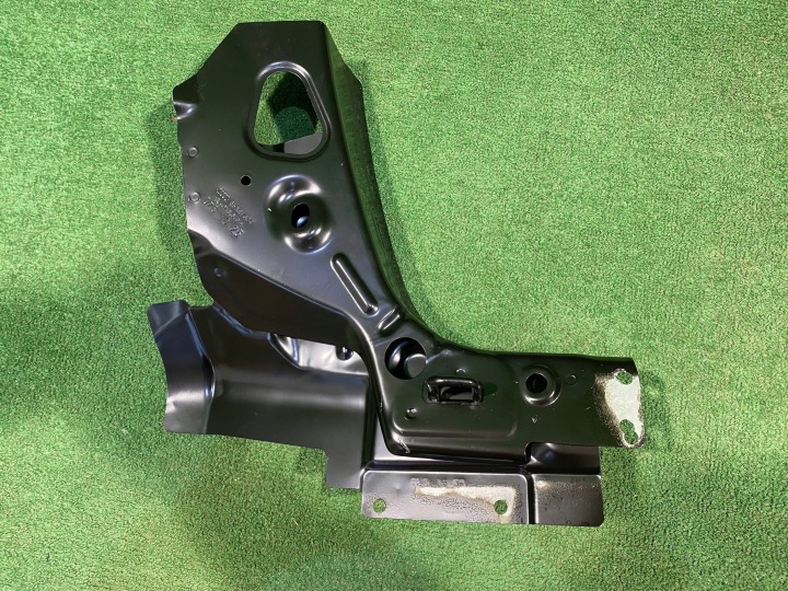 AUDI A1 82A OCULAIRE PHARES DROIT ARRIÈRE ARRIÈRE ÉLÉMENT COURROIE 82A813320TA