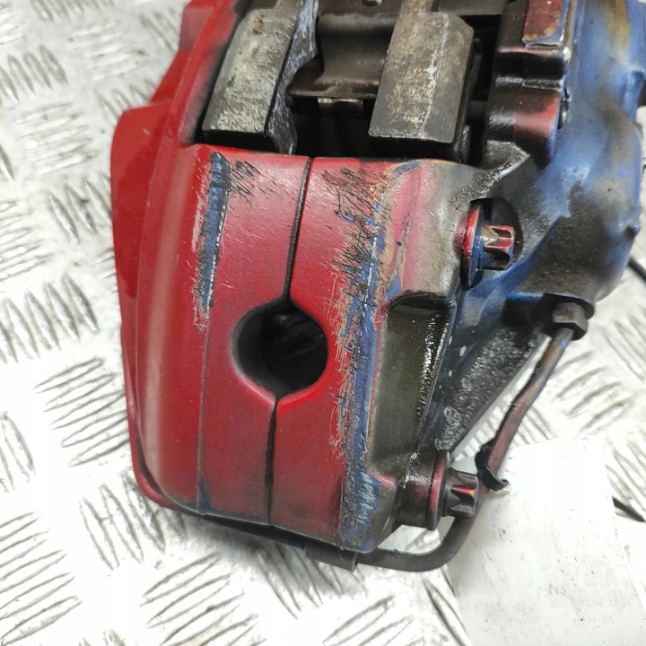 BMW Z4 G29 G30 3.0 ÉTRIER DE FREIN DE FREIN GAUCHE AVANT 6891235