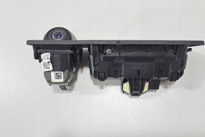 CAMÉRA COUVERCLES DE COFFRE COUVERCLES DE COFFRE BMW 4 GRAN COUPÉ (F36) 9240351 2014