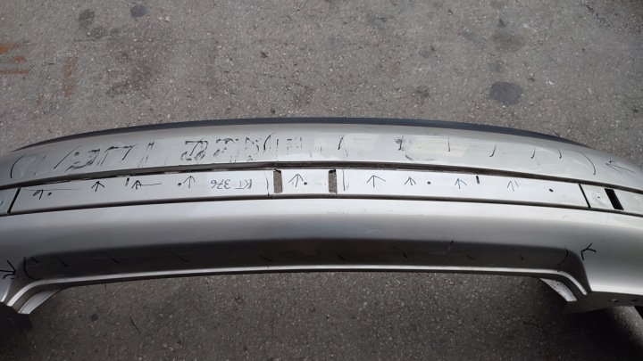 VW BORA 98-05 PARE-CHOCS ARRIÈRE ARRIÈRE 1J5807521 DOUBLURE