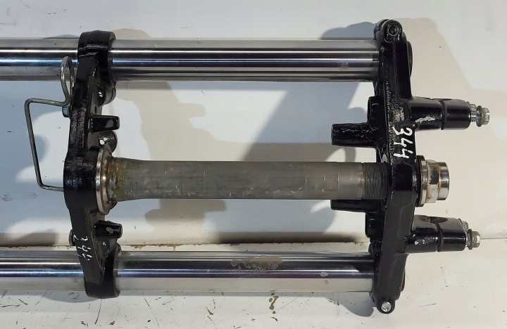 SUSPENSION AVANT BIELLETTES ÉTAGÈRES INFÉRIEURE SUPÉRIEURE YAMAHA YBR 125 2005-2015R