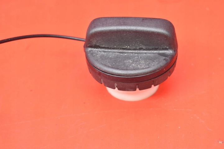 BOUCHON GOULOTTE DE REMPLISSAGE CARBURANTS MAZDA MX5 MX-5 4 IV ND 15-21