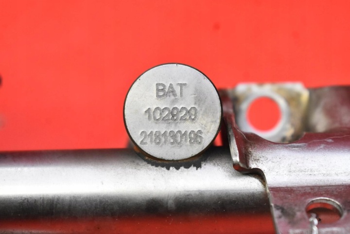 MOULURE INJECTION INJECTEURS V759242680-02 V759162380-04 BMW F20 1.6 T 170 KM