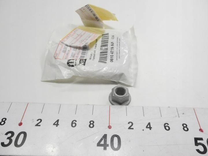 ÉCROU MOPAR JEEP DODGE 6104719AA