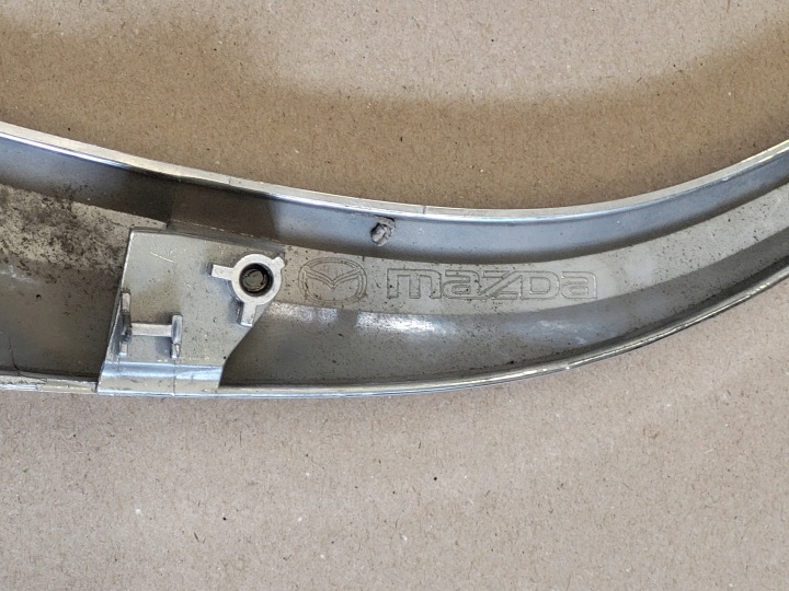 DÉCOR MOULURE CHROME PARE-CHOCS AVANT GAUCHE CALANDRE GRILLE MAZDA CX3 CX-3 OE