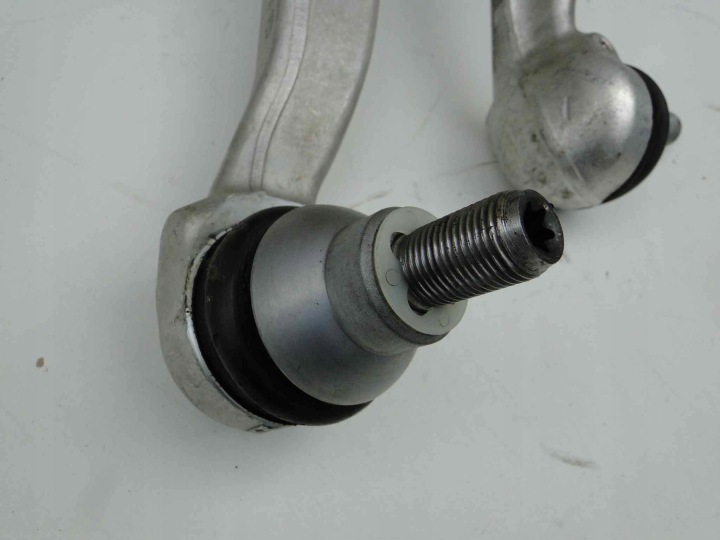 MERCEDES E CLASSE 238 C/A BRAS DE SUSPENSION AVANT DROIT