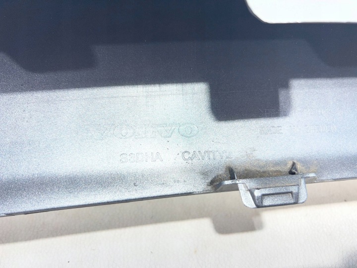 SPOILER DOUBLURE PARE-CHOCS AVANT VOLVO XC40 R-DESIGN 30747788