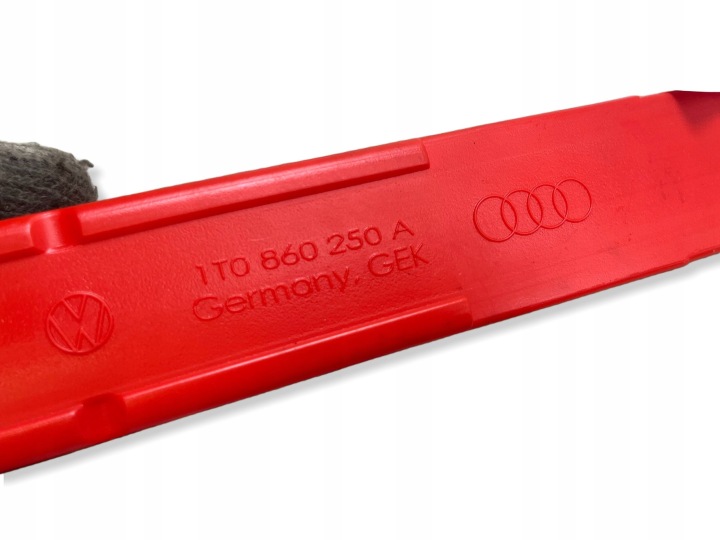AUDI Q7 4M TRIANGLE DE SIGNALISATION 1T0860250A