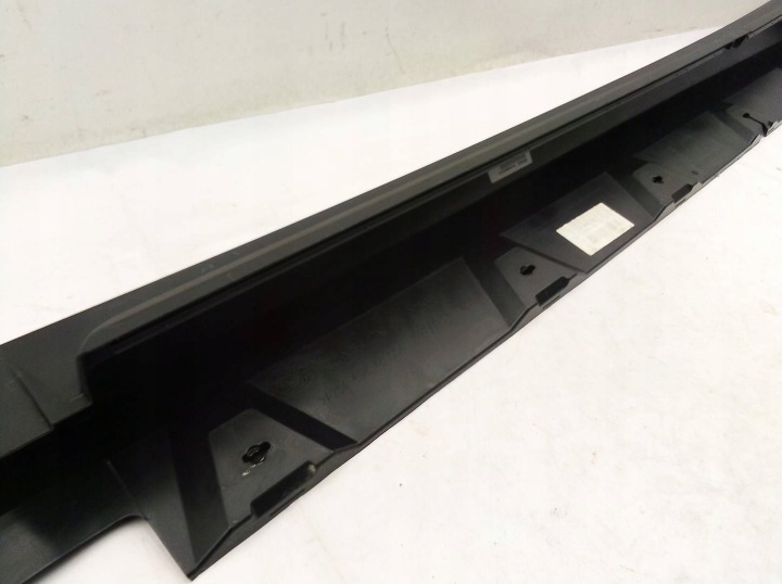 MOULURE SEUIL SEUIL DROIT REVÊTEMENT DROITE GLC II W254 A254 AMG A2546984800