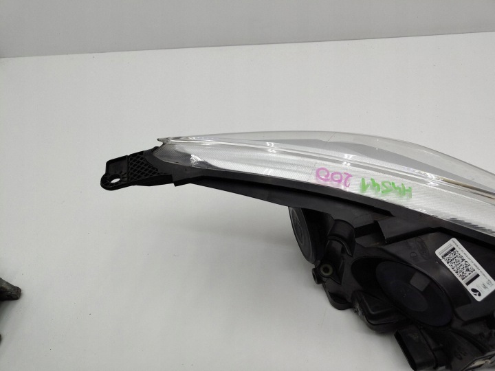 PROJECTEUR GAUCHE CÔTÉ FORD FIESTA F1EB13W030AE
