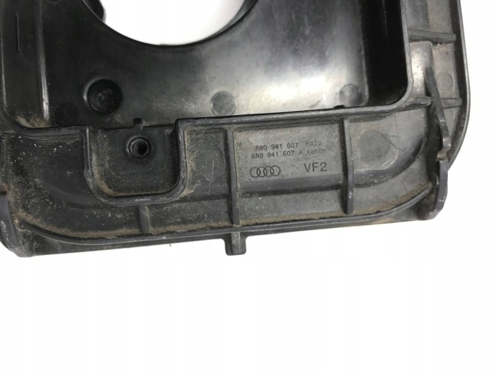 AUDI Q5 SQ5 COUVERCLE FIXATION CONVERTISSEURS PHARES 8R0941607