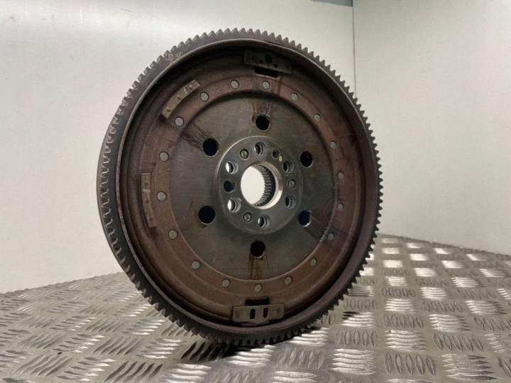 2010 BMW 3 E92 E93 VOLANT D'INERTIE 7590853