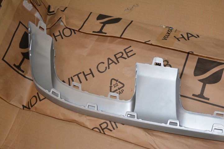 VW T-ROC 2GA LIFT DOUBLURE PARE-CHOCS AVANT SPOILER 2GA807531B