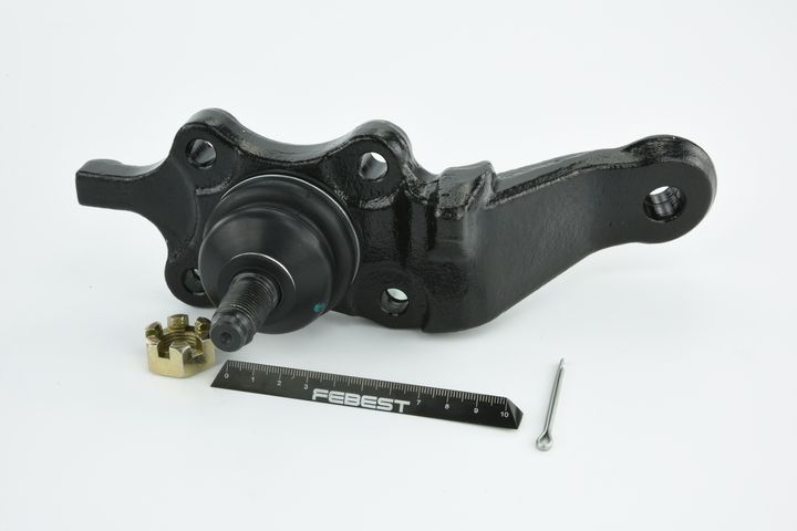 PIVOT BRAS DE SUSPENSION INFÉRIEUR DROITE TOYOTA LAND CRUISER
