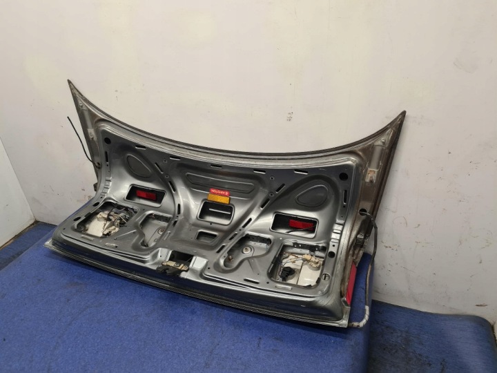 AUDI 80 B4 ARRIÈRE COUVERCLES DE COFFRE COUVERCLES DE COFFRE