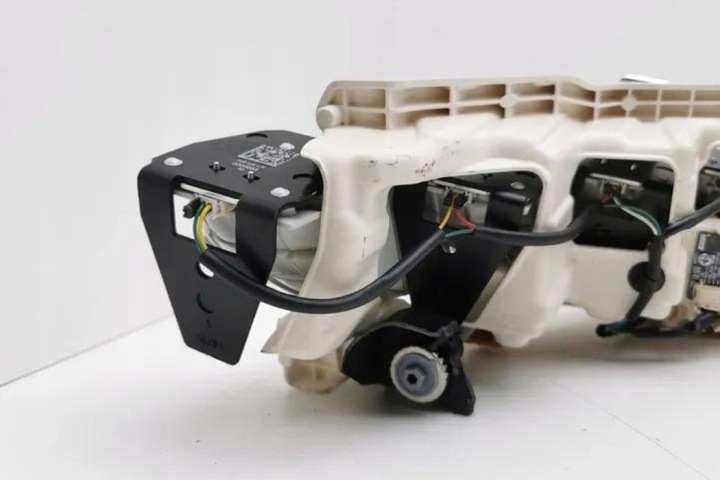 PROTECTION PHARES AVANT NISSAN QASHQAI III (J12) 9975900033 1.3L HYBRID