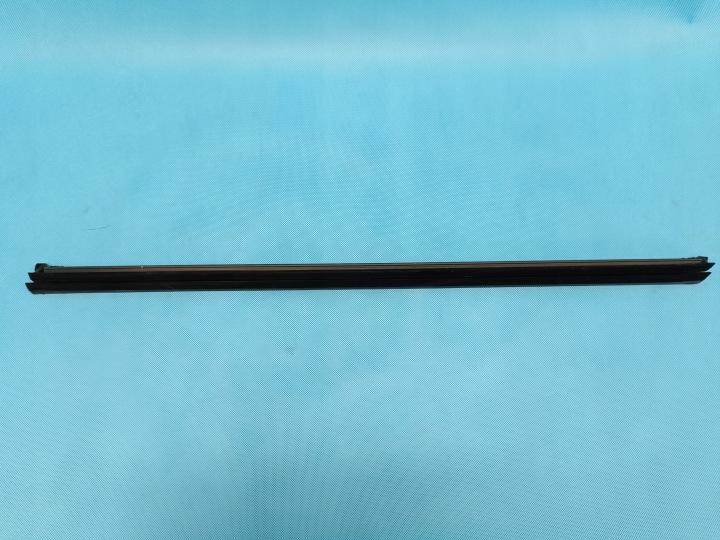 CUPRA FORMENTOR 24R MOULURE JOINT D'ÉTANCHÉITÉ RACLOIR PORTES GAUCHE AVANT 5FA837479