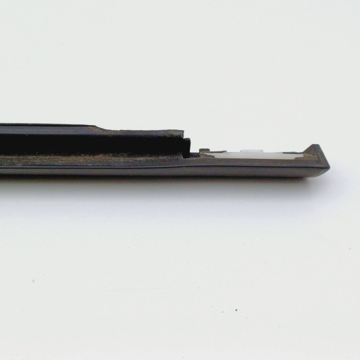 MOULURE RACLOIR LEWYY ARRIÈRE FORD MONDEO MK IV NR365