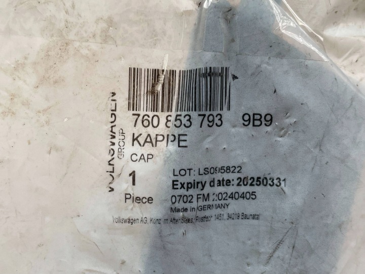 BOUCHON PARE-CHOCS AVANT VOLKSWAGEN TOUAREG III 760853793 ORIGINAL