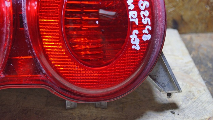 SMART FORTWO II 451 LIFT PHARE DROIT ARRIÈRE UK (S2548)