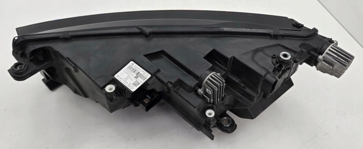 SKODA OCTAVIA 4 IV COMPLET LED PROJECTEUR DROIT PHARE AVANT DROITE 5E4941016B