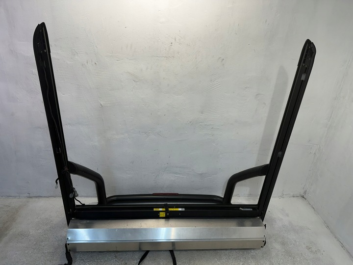 STORE COUVERCLE ESPACES LADUNKOWEJ CARROSSERIES FORD RANGER