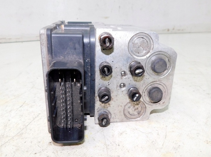 SAAB 9-3 93 II 2.2 TID 125KM 03R POMPE ABS 12801328 13664004