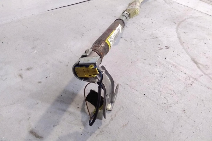 RIDEAU DROITE AUDI 4E4880742 4.16L GASOLINE 2007