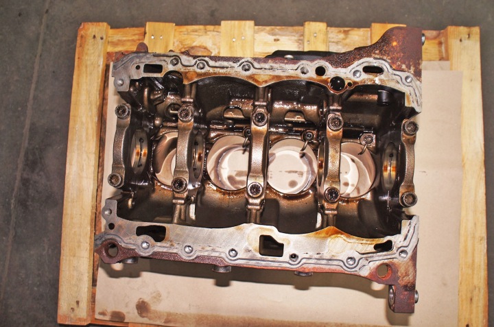 UP003 AUDI Q3 I 8U 2.0TFSI 200KM BLOC MOTEUR CCTA 06H103021L